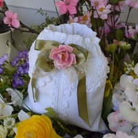auntcarriesattic
