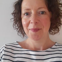 LittleRedAppleStudio