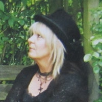 JuliegothCreations