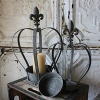 LilacandLilyDecor