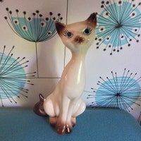 KitschyCoolVintageCA
