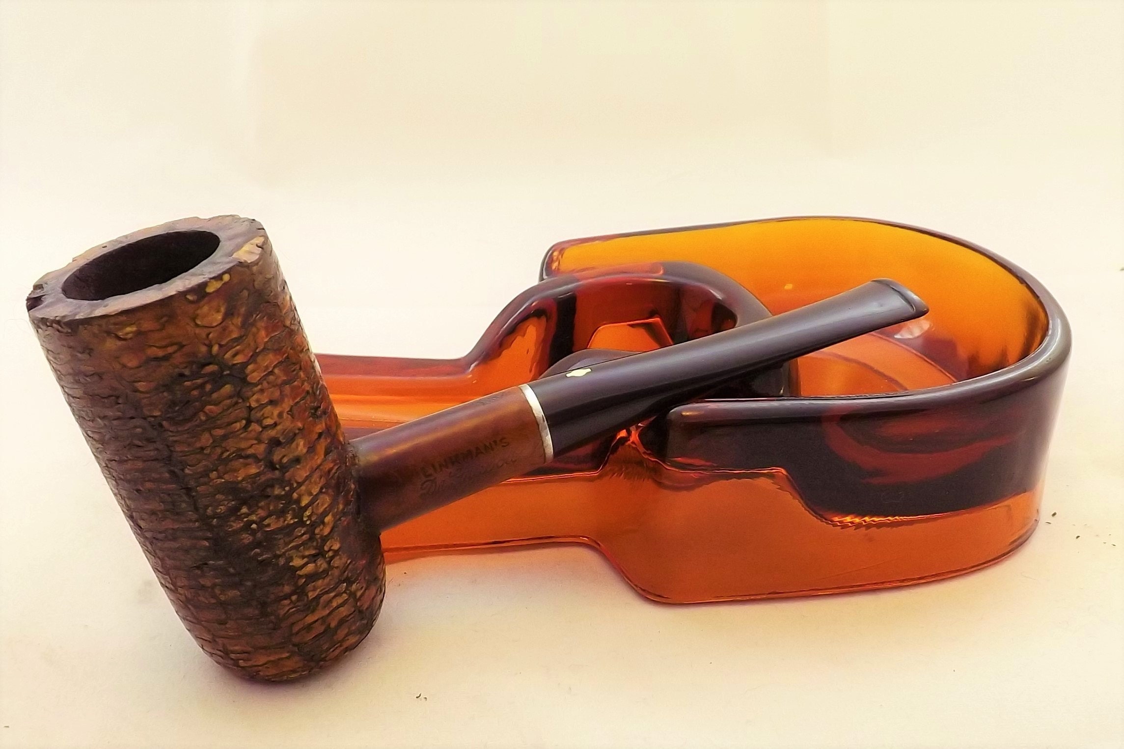 We sell pipes customized here Reed's by ReedsTobacciana on Etsy