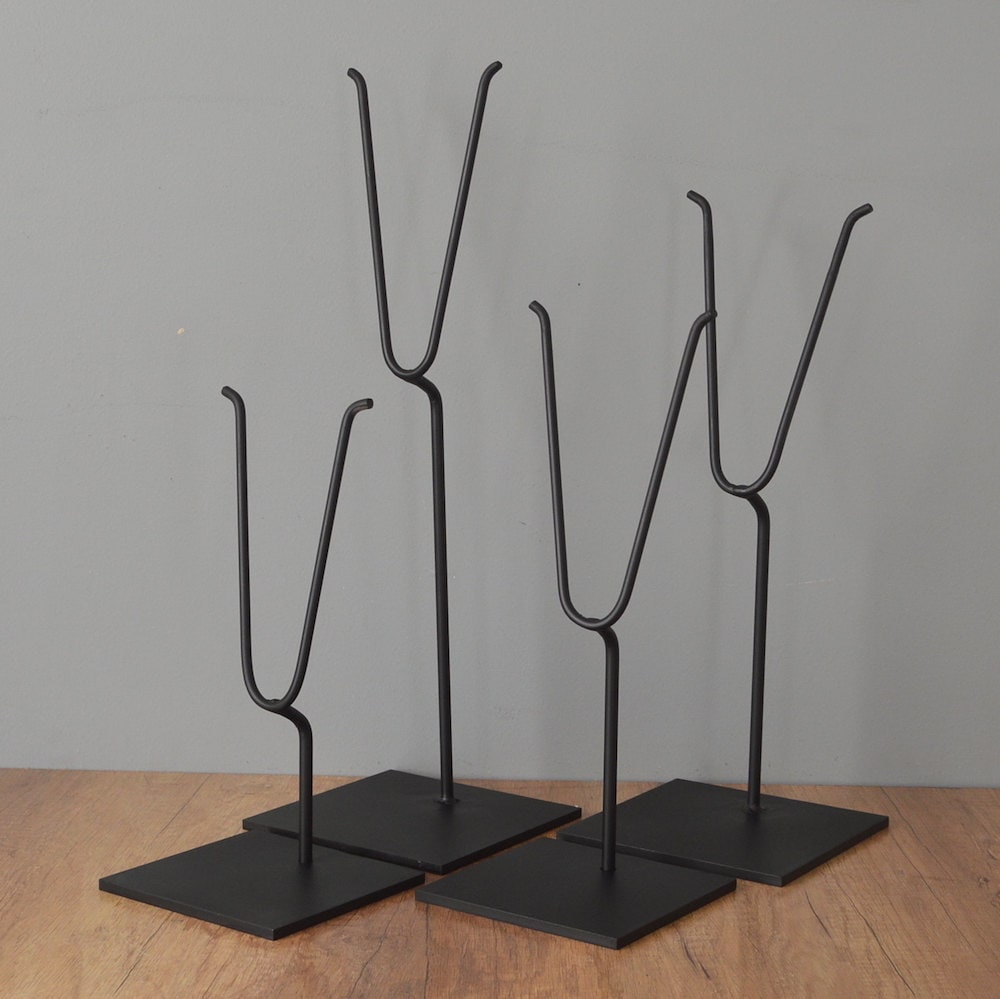 Metal Mask Stand for Displaying Hanging Objects on a Flat Surface — Niger  Bend