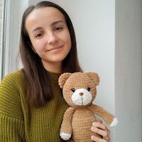 viktoriiaHMua