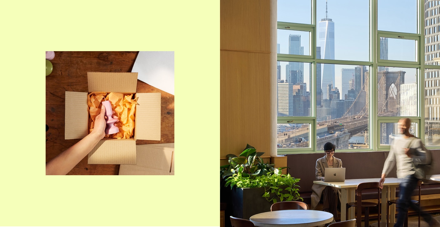 Imagen dividida de una persona sacando de una caja una vela de Etsy y dos personas trabajando en una oficina iluminada con luz natural, con plantas y vistas al puente de Brooklyn.